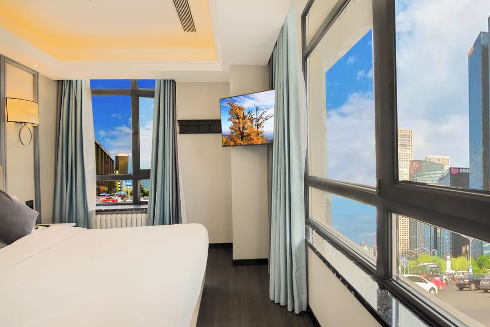 Luxury Double Room | Blackout drapes, soundproofing, WiFi (free)