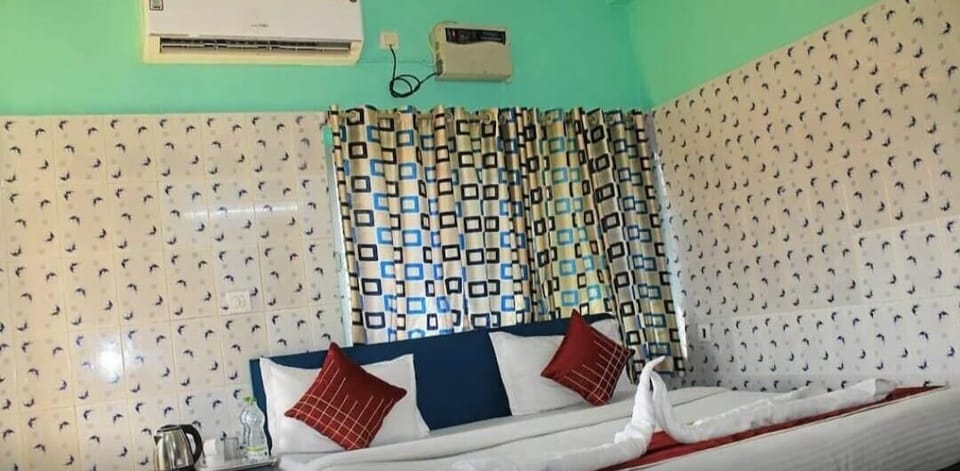 Superior Room | Desk, laptop workspace, WiFi (free)