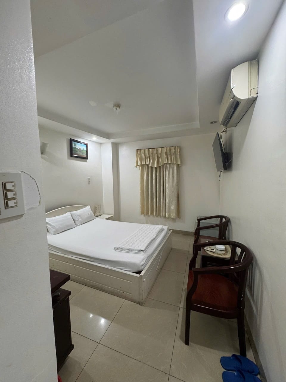 Standard Single Room, Non Smoking | Premium bedding, memory foam beds, minibar, individually furnished