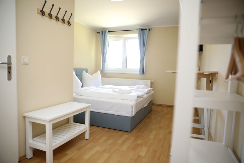 Double Room | Blackout drapes, free WiFi