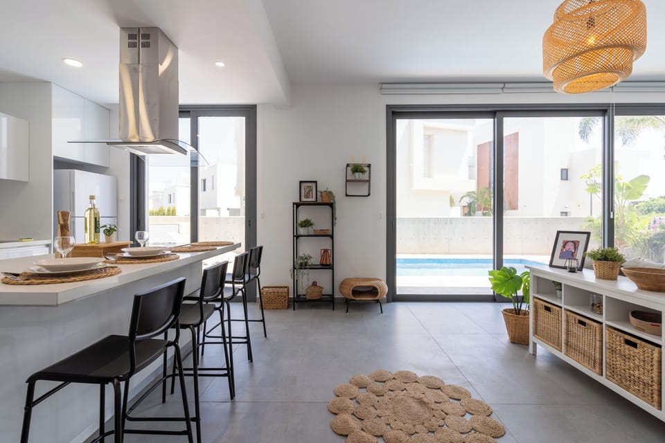 Villa, 3 Bedrooms, Private Pool, City View | Interior
