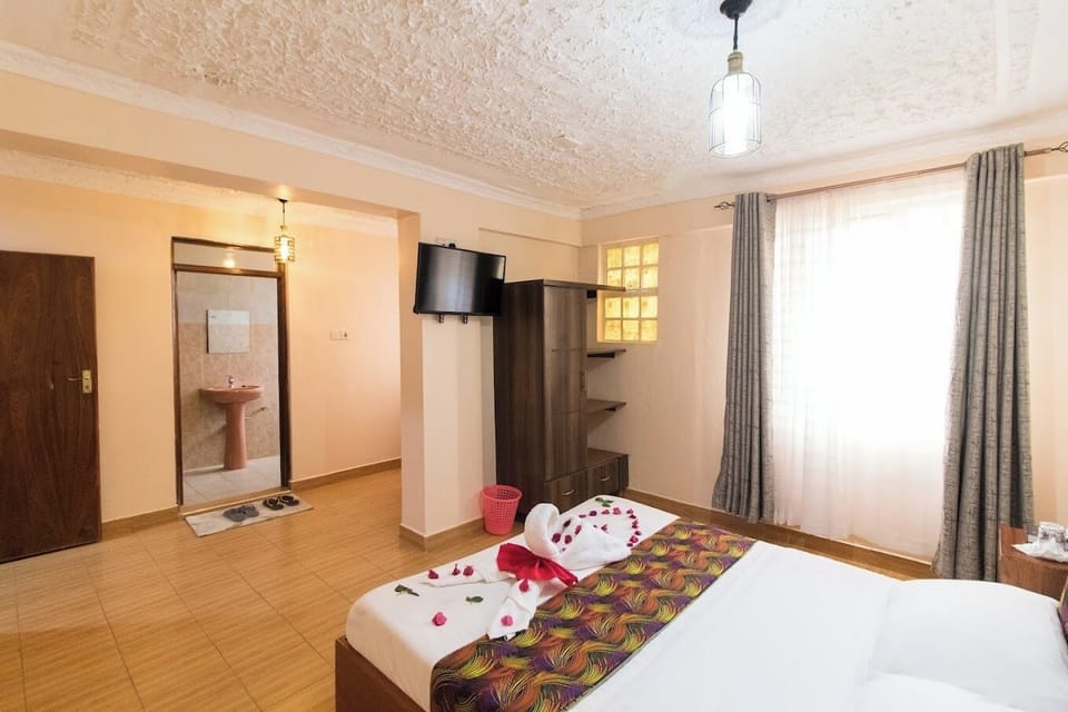 Classic Double Room | Soundproofing, free WiFi, bed sheets