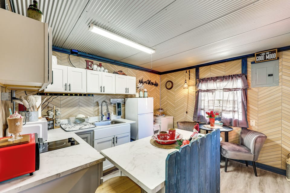 House (1 Bedroom) | Front of property