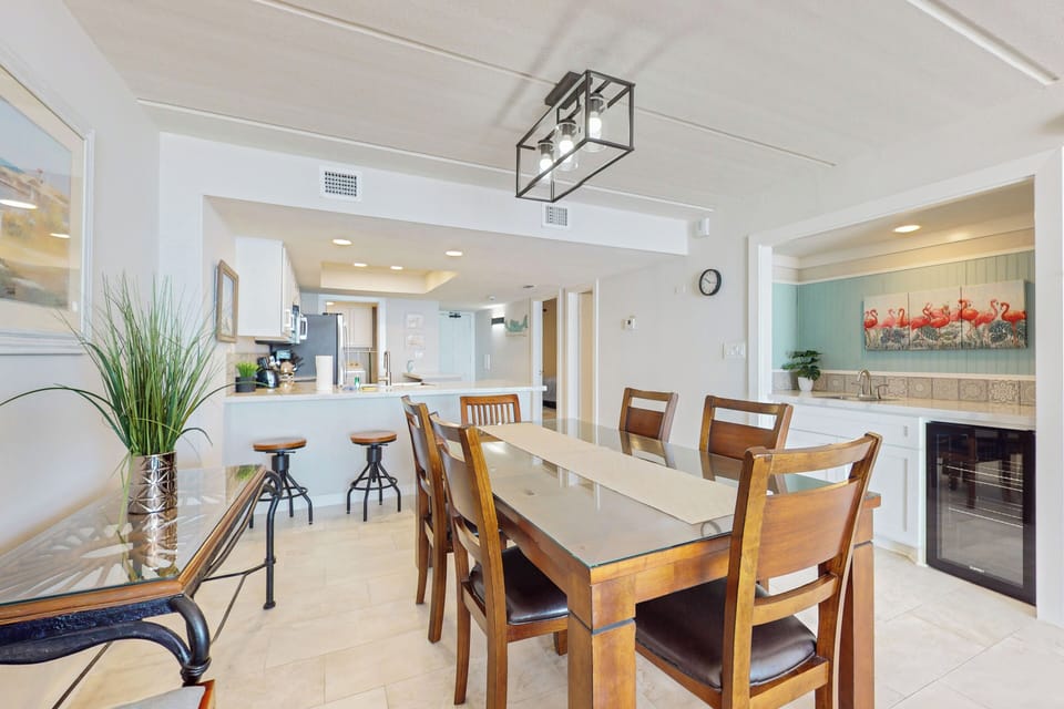 Apartment (2 Bedrooms) | Front of property
