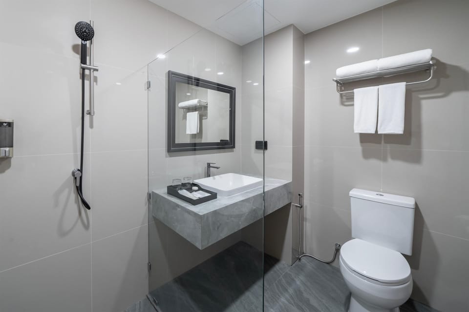 Shower, hydromassage showerhead, hair dryer, slippers