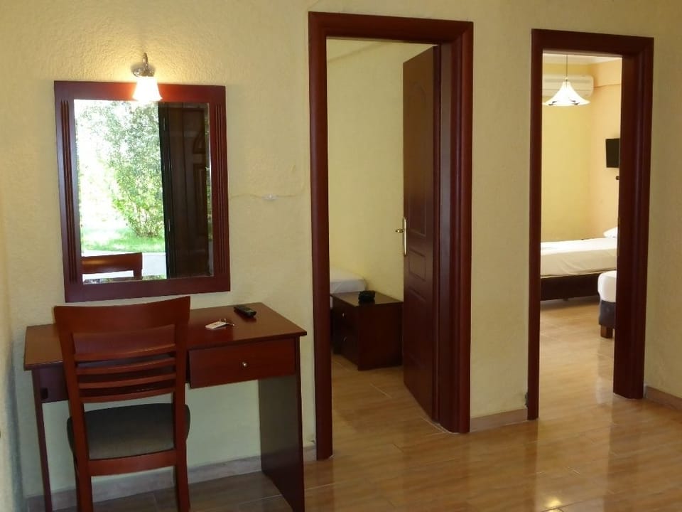 Family Apartment, 2 Bedrooms | Room amenity