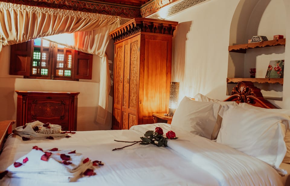 Gallery Double Room (Romantic) | Premium bedding, in-room safe, soundproofing, WiFi (free)