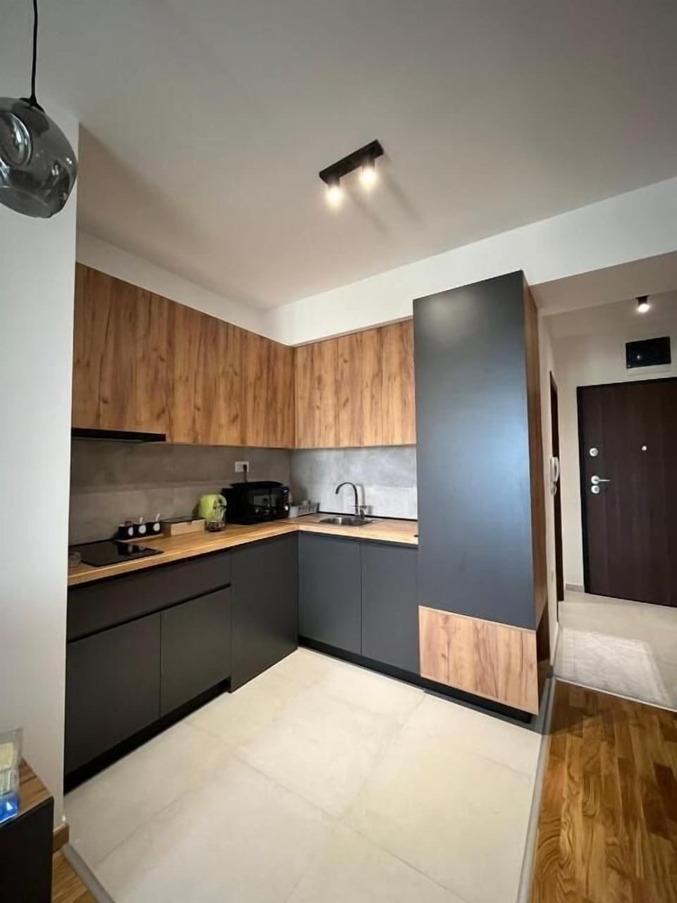 Apartment, Smoking | Interior
