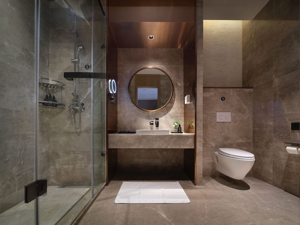 Basic Double Room | Bathroom