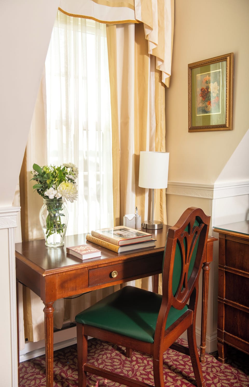 Deluxe Room, 1 King Bed (No Pets) | Individually decorated, desk, blackout drapes, iron/ironing board