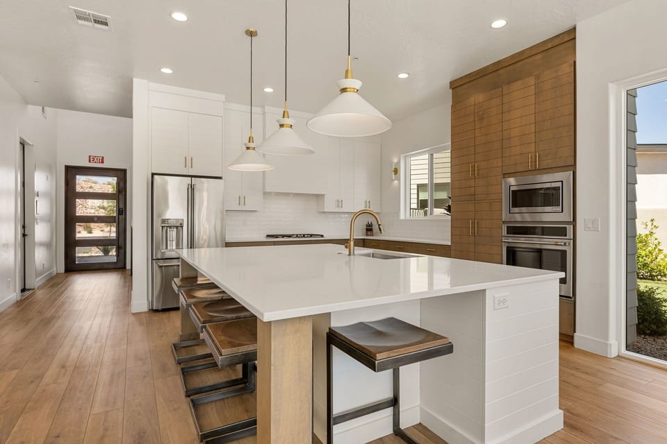 House, Multiple Bedrooms | Private kitchen | Fridge, oven, coffee/tea maker, toaster