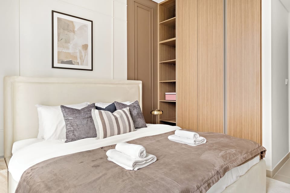 Executive Apartment, 1 Bedroom (Apartment) | Egyptian cotton sheets, premium bedding, memory foam beds, desk