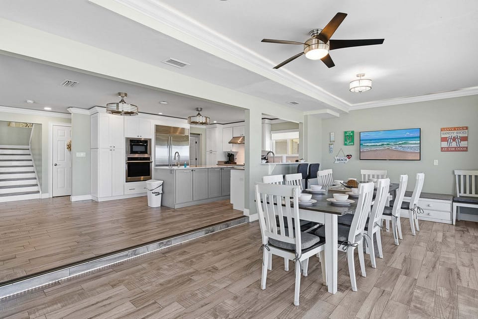 Condo, Multiple Beds, Pool Access, Ocean View (Atlantic Sunrise Home plus Cottage) | Dining