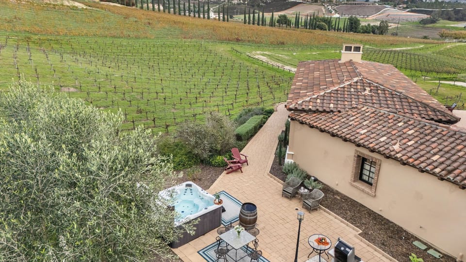 Villa (4 Bedrooms) | Interior