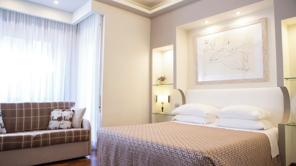 Triple Room | Premium bedding, in-room safe, desk, soundproofing