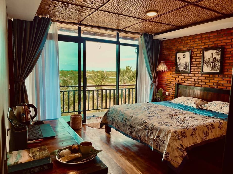 Superior Double Room, Balcony, Garden View | Desk, free WiFi