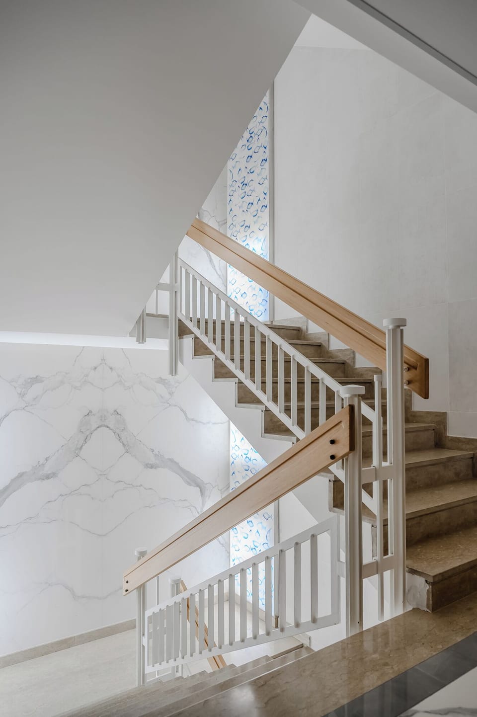 Handrails in stairways