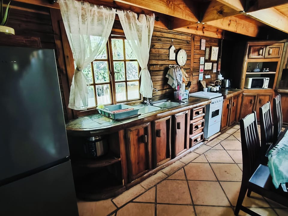 Family Cottage, Mountain View | In-room dining