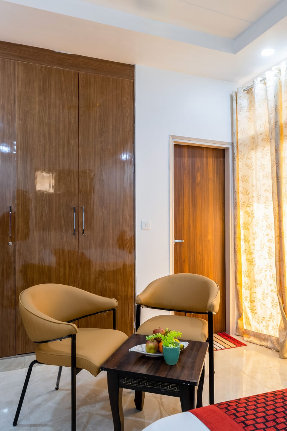 Deluxe Double Room, City View | Desk, laptop workspace, free WiFi