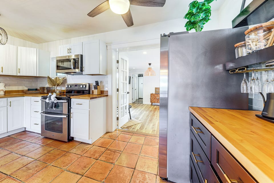 House (3 Bedrooms) | Interior