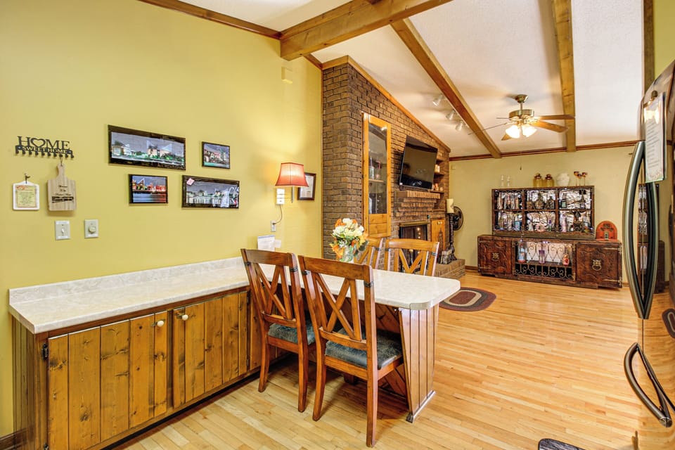 House (3 Bedrooms) | Interior