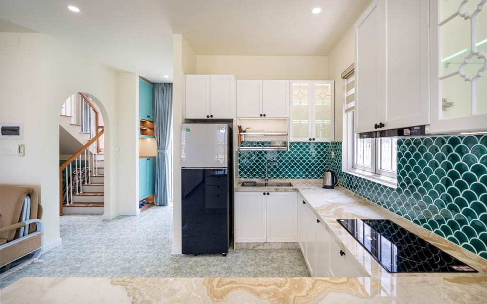 Family Villa, Housekeeping, Garden View | Private kitchen | Fridge, microwave, electric kettle, griddle