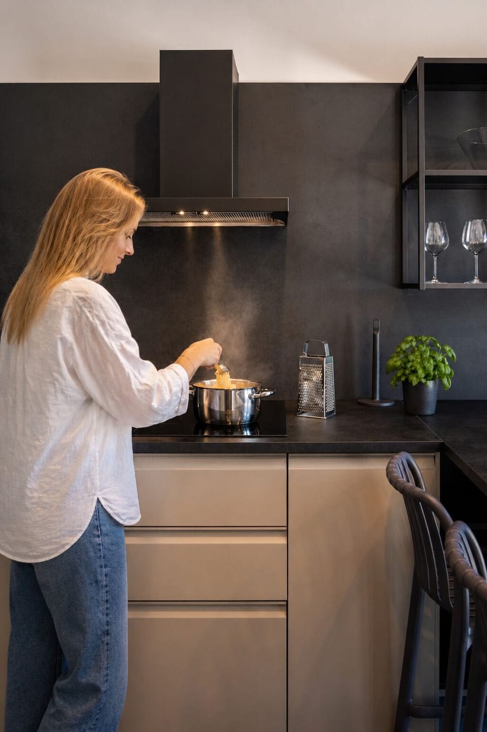 Family Suite, City View | Private kitchen