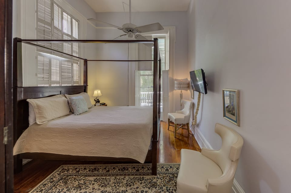 Siege | 1 bedroom, premium bedding, down comforters, free minibar