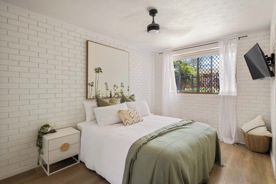 Apartment, 1 Bedroom, Courtyard Area | WiFi (free), bed sheets