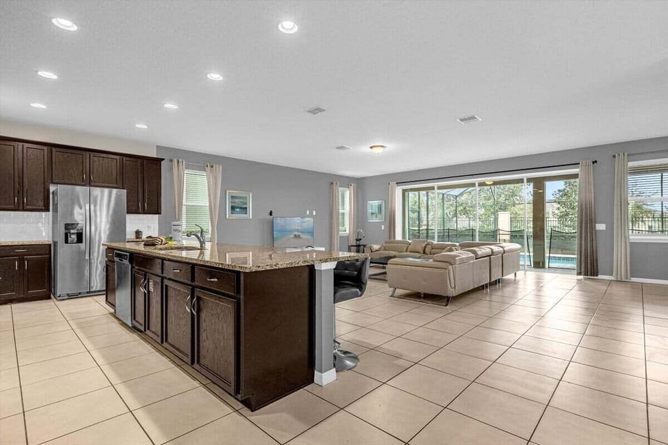 House (Multiple Bedrooms) | Interior