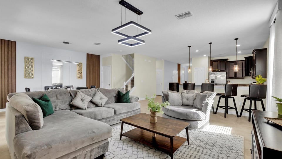 House (Multiple Bedrooms) | Interior