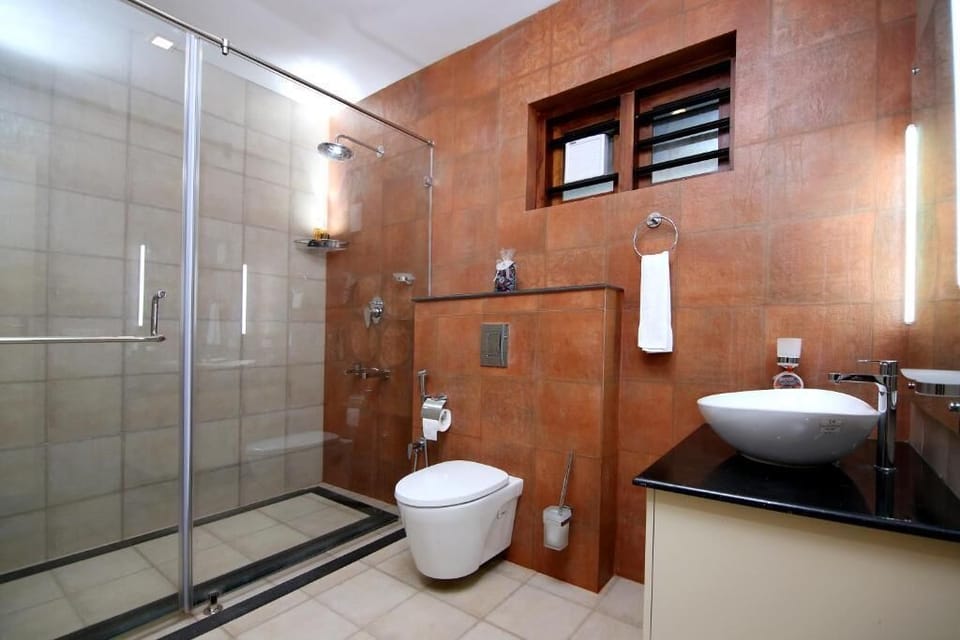 Superior Double Room | Bathroom