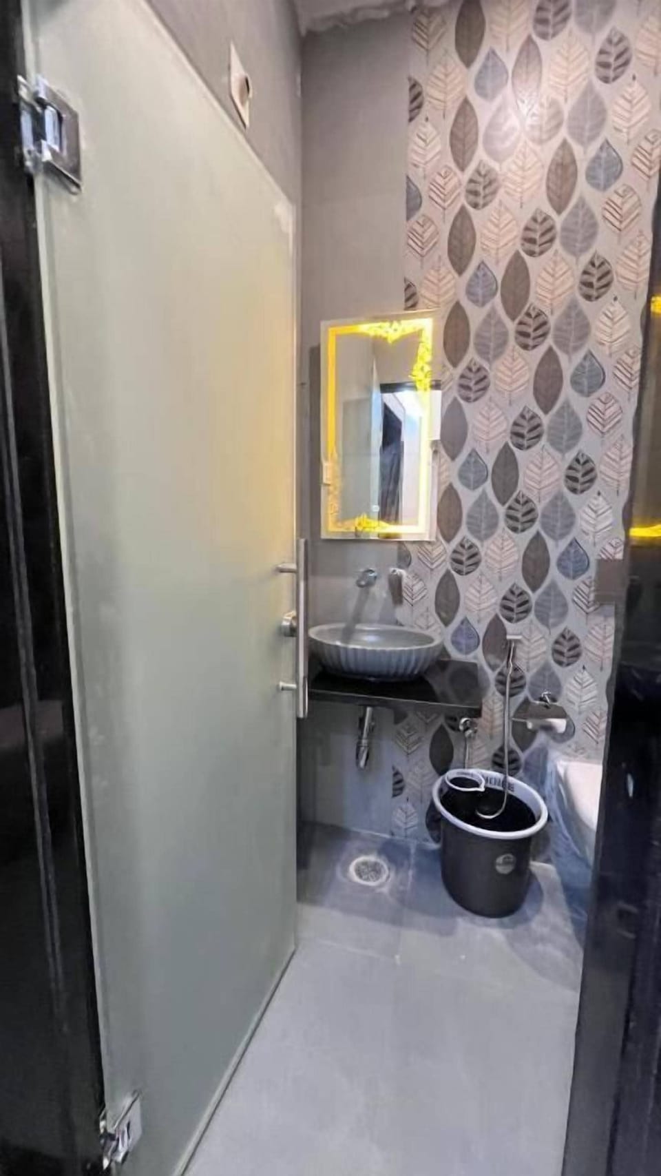 Superior Villa, 2 Bedrooms, Patio, Ground Floor | Bathroom | Free toiletries, hair dryer, bidet, towels