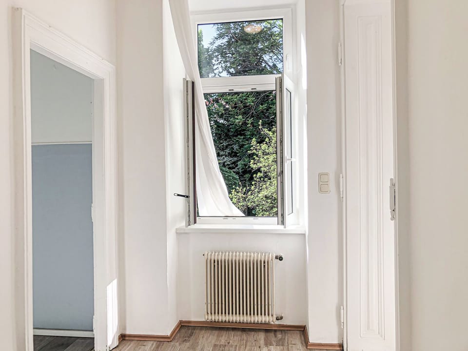 Basic Apartment | Iron/ironing board, free WiFi