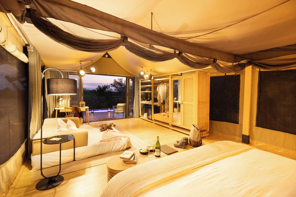 Luxury Suite, Private Pool, Park View | Premium bedding, minibar (free items), in-room safe, desk