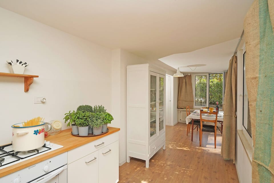 House | 1 bedroom