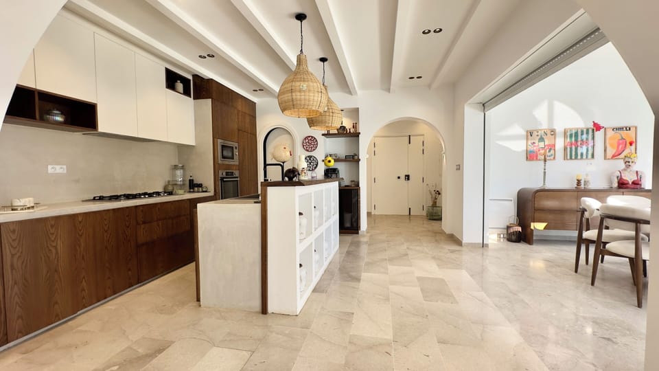 Villa, 4 Bedrooms, Smoking, Private Pool | Interior