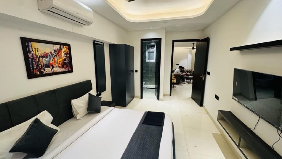Studio Suite | Free WiFi, bed sheets