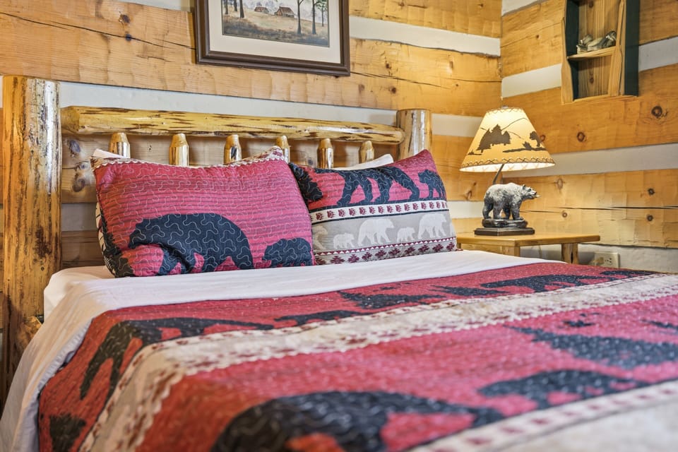 Cabin, 2 Bedrooms | 2 bedrooms, free WiFi