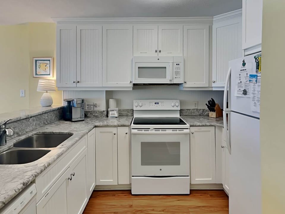 Condo (3 Bedrooms) | Property amenity