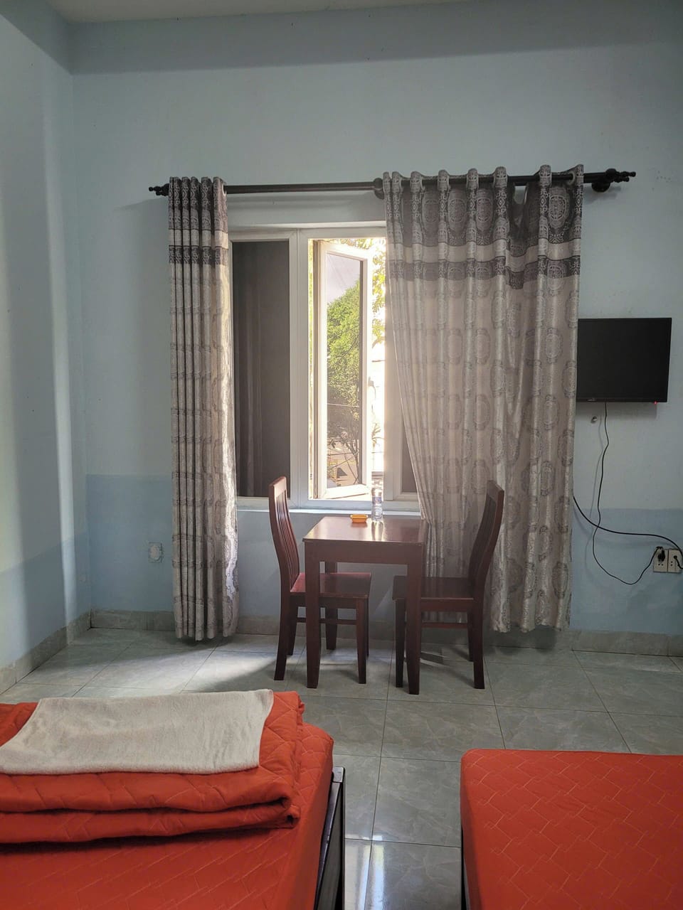 Basic Double or Twin Room, Balcony, City View | Desk, WiFi (free), bed sheets