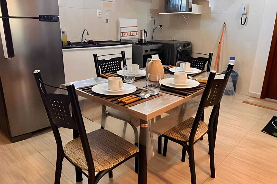 Apartment | Dining