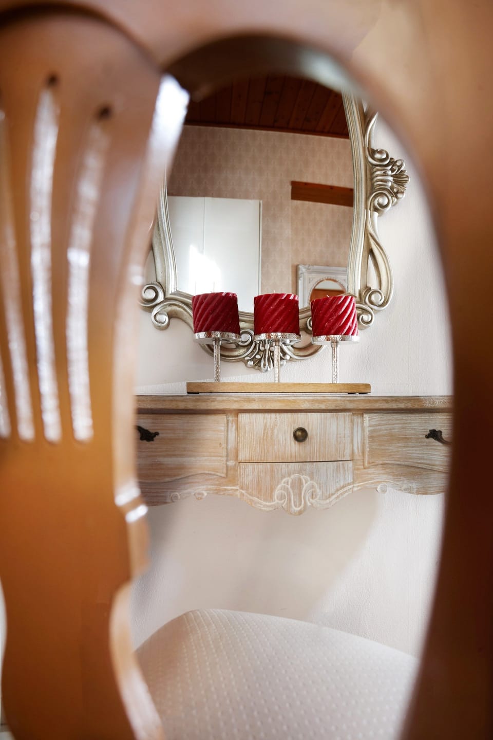 Standard Double Room, 1 Queen Bed | Free minibar items, in-room safe, soundproofing, iron/ironing board