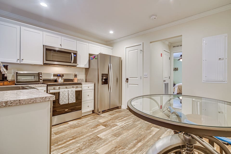 House (2 Bedrooms) | Interior