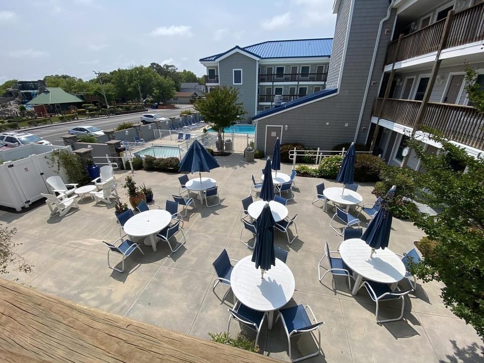 Condo, 1 Bedroom | Outdoor dining