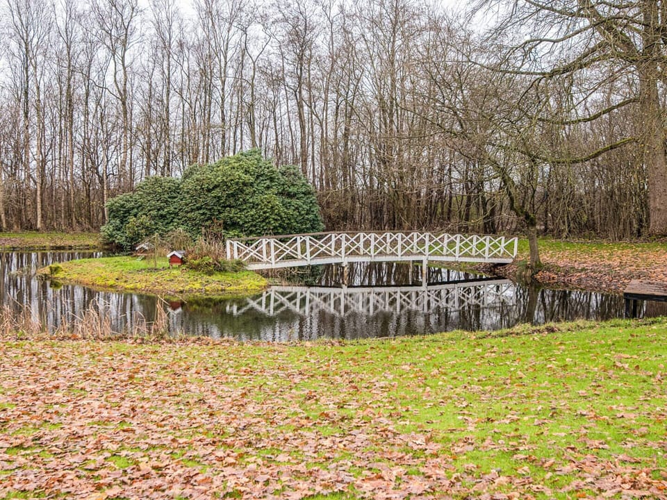 House | Water view