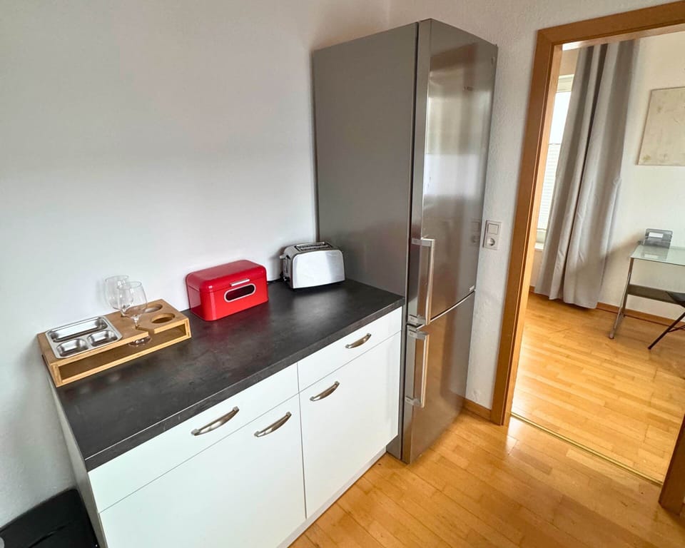 House | Private kitchen | Cookware/dishes/utensils