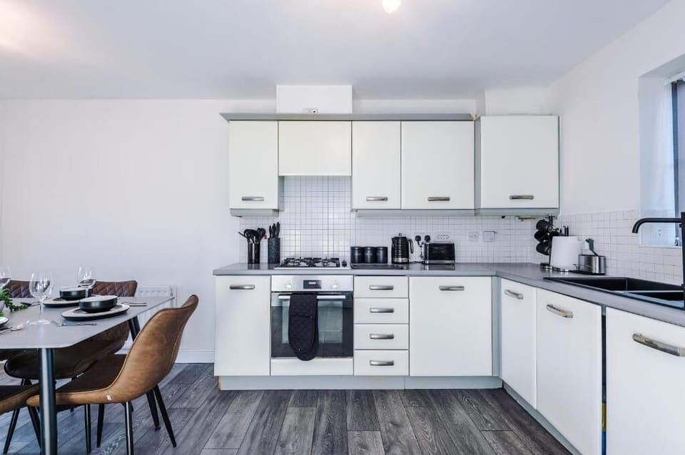 House, Pets Allowed, Garden View | Private kitchen | Toaster
