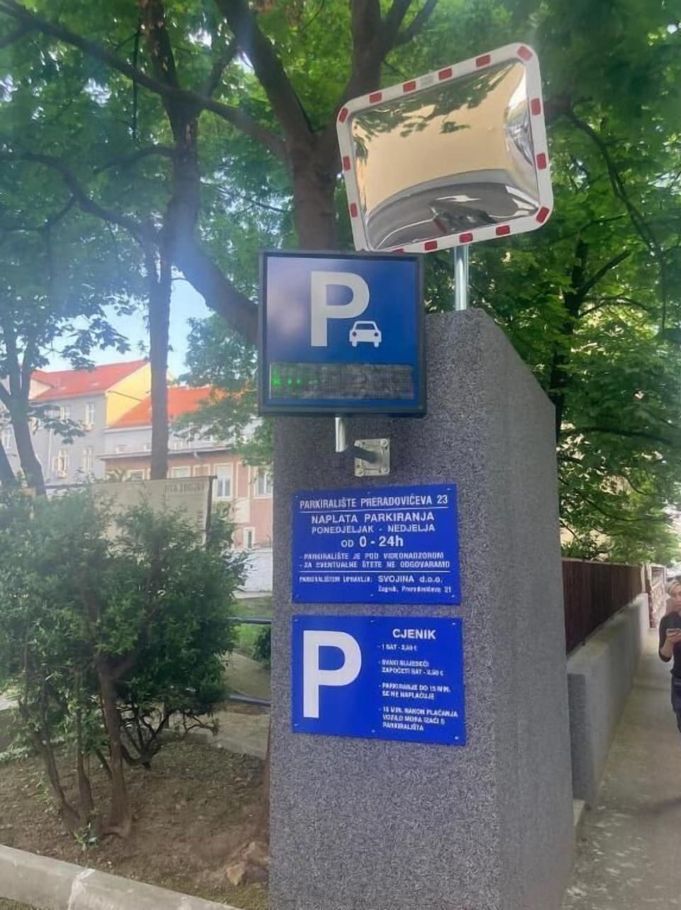 Free self parking
