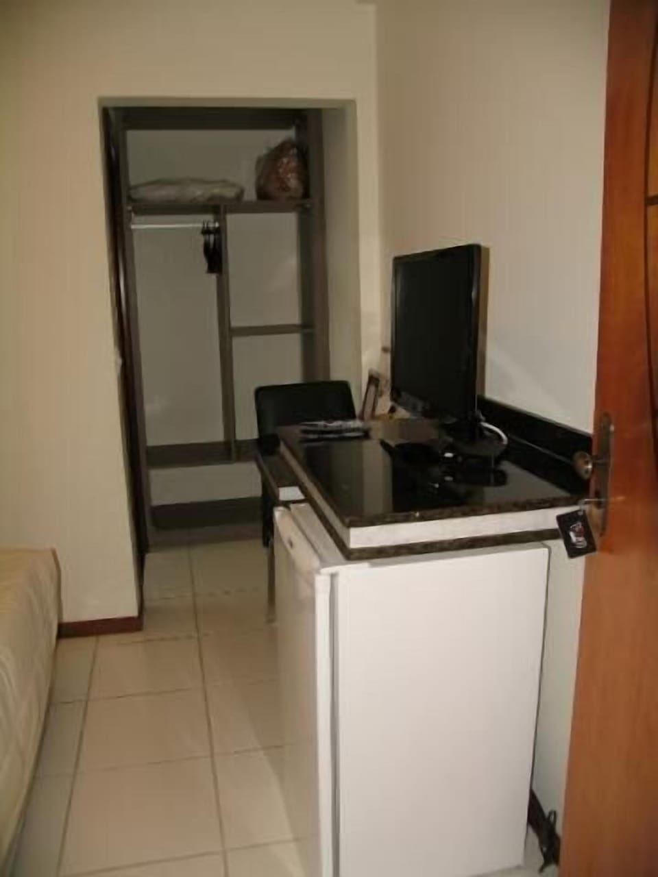 Mini-refrigerator
